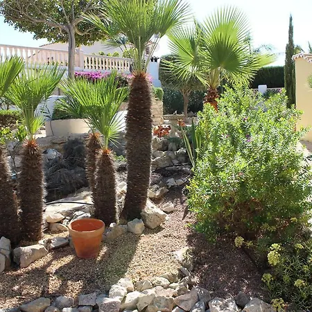 Villa Amarilla Cumbre del Sol