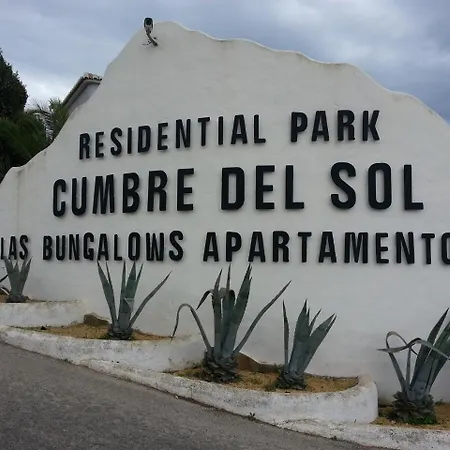 Amarilla Otel Cumbre del Sol